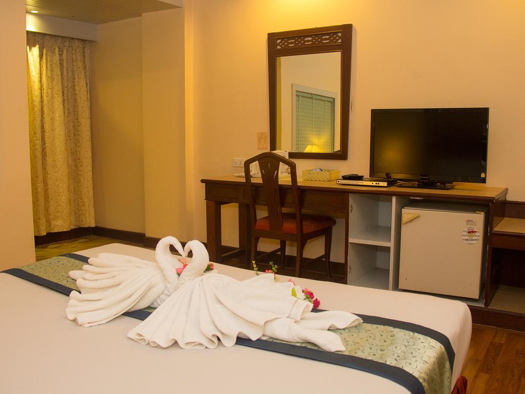 Deluxe Double Room,1773742723:JPEG