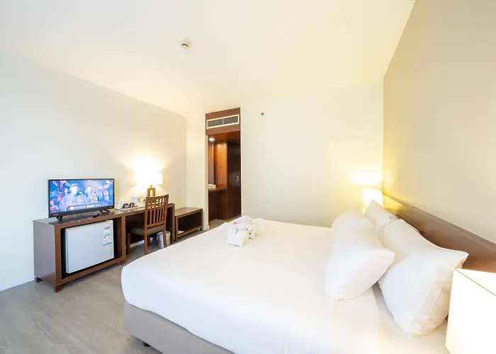 Golden Crown GrandHatyai Hotel